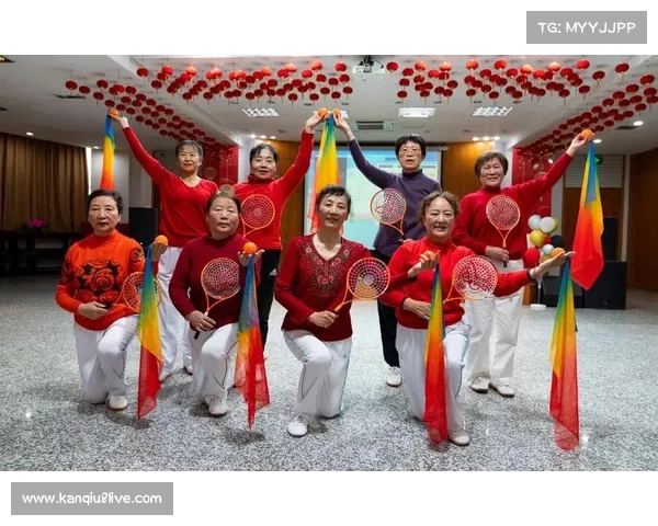 信阳羊山新区社区运动会举办，太极拳、八段锦展演促进邻里和谐