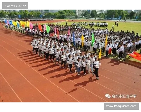 启东汇龙中学体育馆准备就绪 迎接WBC拳王争霸赛