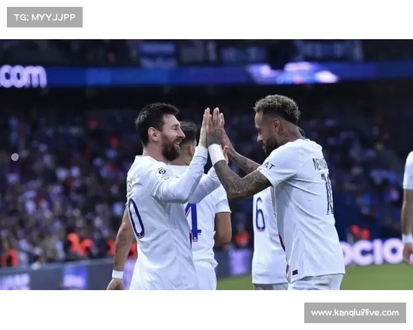 姆巴耶助攻恩贾恩图破门，展现边路配合